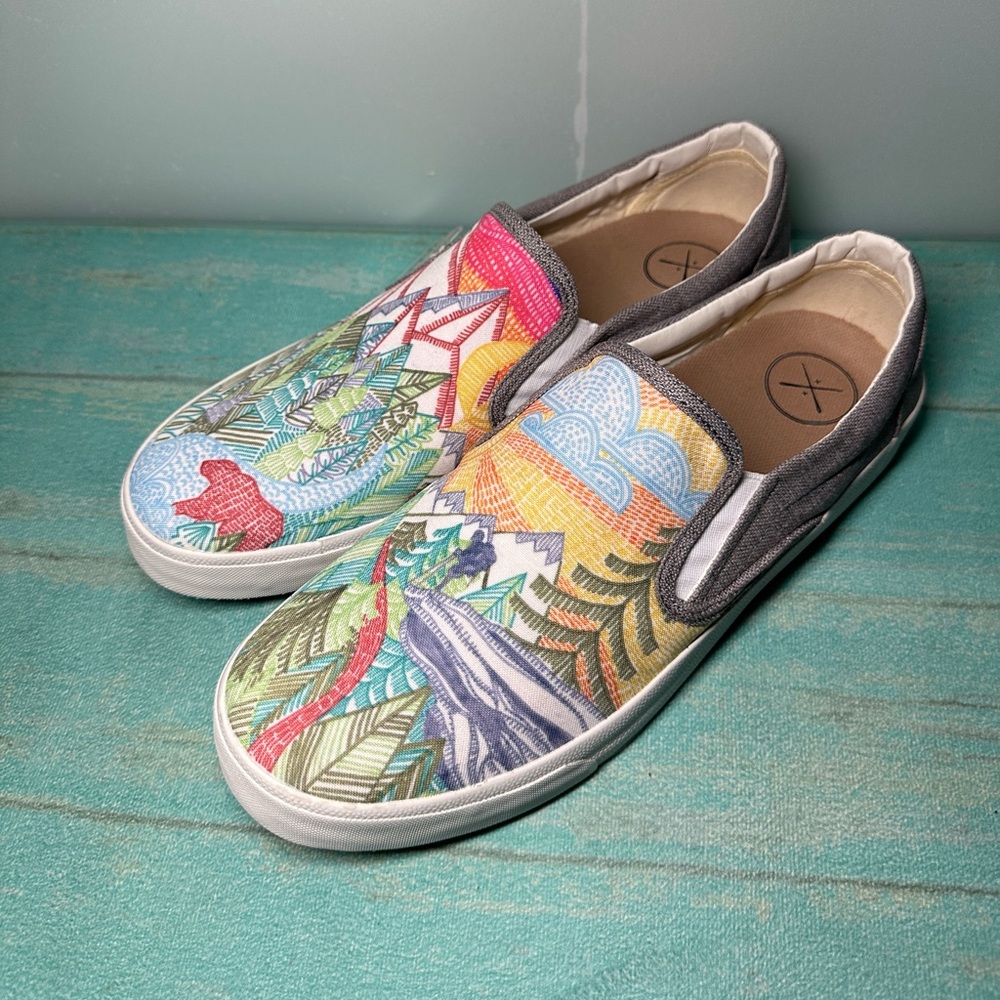 INKKAS GLOBAL FOOTWEAR Trek Slip On
Size: M9/W11